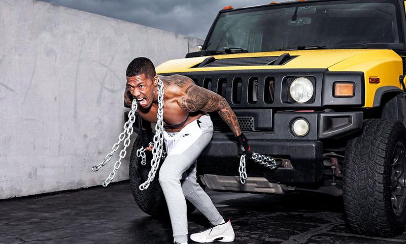 Nick Cannon's Fierce Workout Keeps Him In Shape