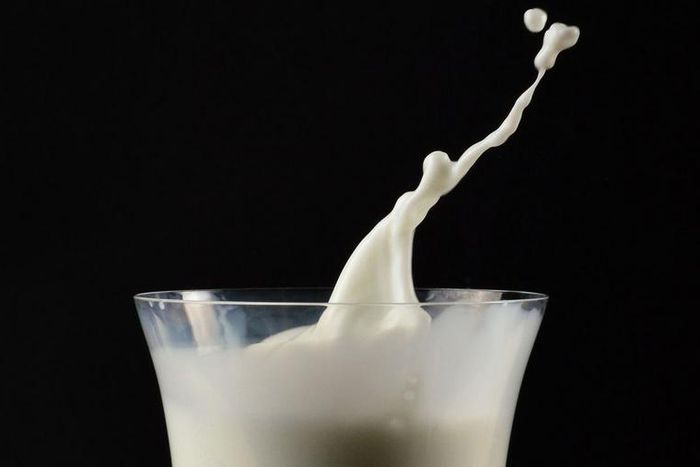 This Chin Cyst Extraction Is Horrifying