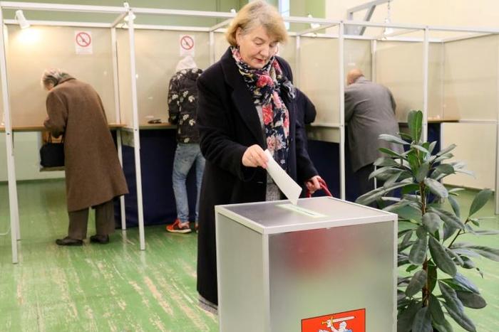 Although Lithuanian presidents do not directly craft economic policy, bread and butter issues and tackling corruption dominated the campaign