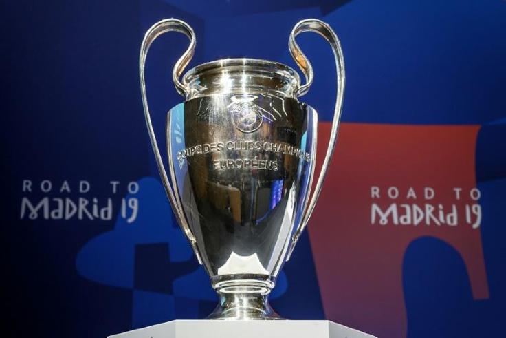 Liverpool and Tottenham will play for the UEFA Champions League trophy on June 1
