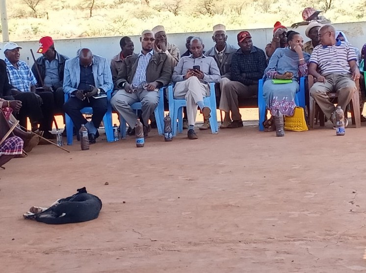 Residents serve muddy water to politicians to make them have a taste of their plight