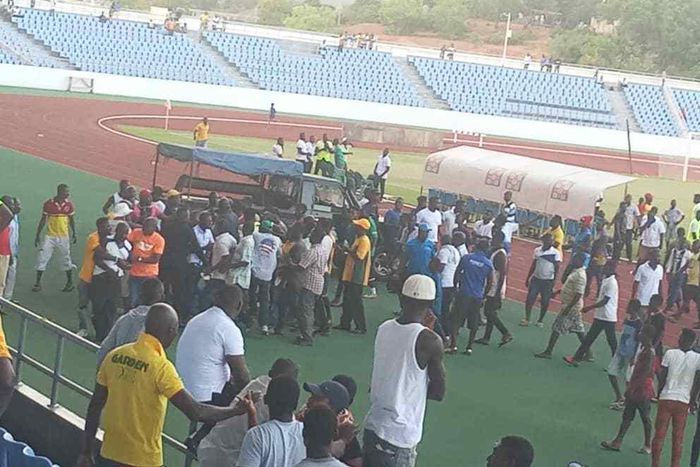 Angry Dwarfs players and fans attack referees in 2-1 defeat to Hearts of Oak