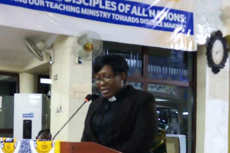 Very Rev Mrs Doris Saah