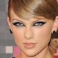 Taylor Swift Has a Crazy Eye Makeup Trick