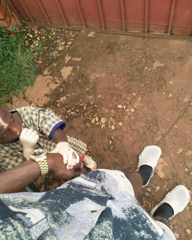 This abandoned little boy becomes internet sensation due to his unique birth mark