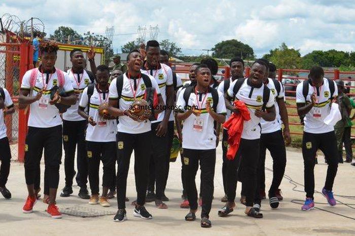 Asante Kotoko players