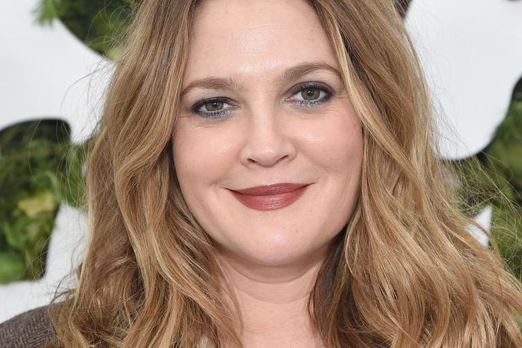Drew Barrymore Teaches Daughters About Aging