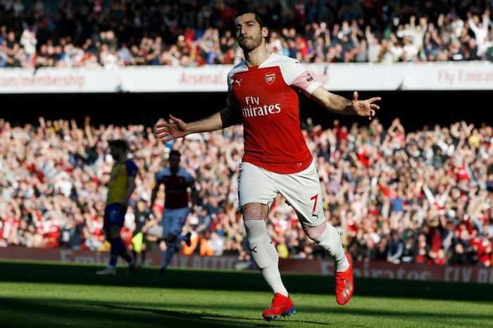 Arsenal's Henrikh Mkhitaryan celebrates after scoring against Southampton