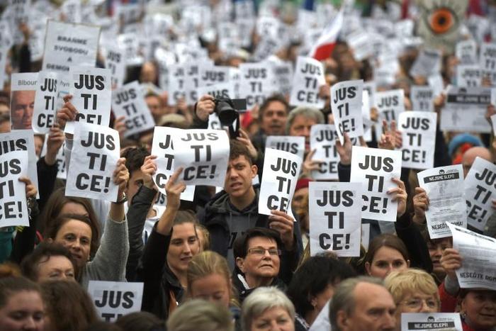 Thousands of Czechs demonstrated outside Prague Castle against the expected nomination of a new justice minister