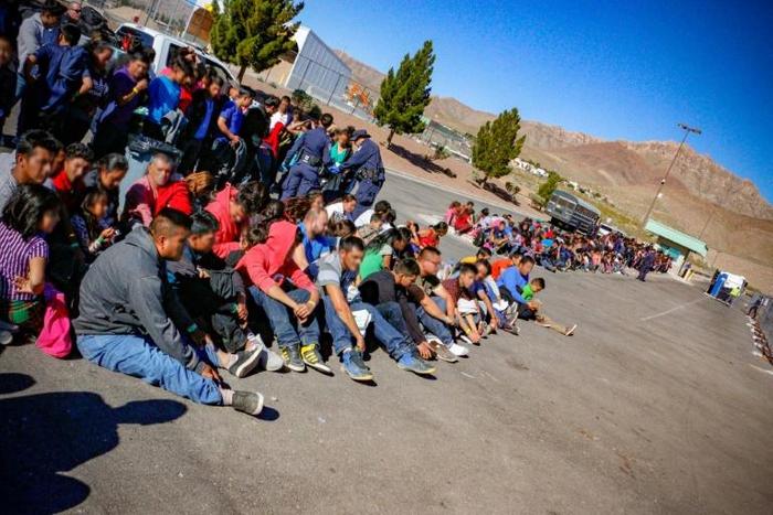 A US Customs and Border Protection photograph of some of the 1,036 migrants who crossed the border into the United States together at El Paso, Texas, on May 29