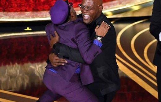 The moment Spike Lee jumped on Samuel L. Jackson during the awards night [PULSE]