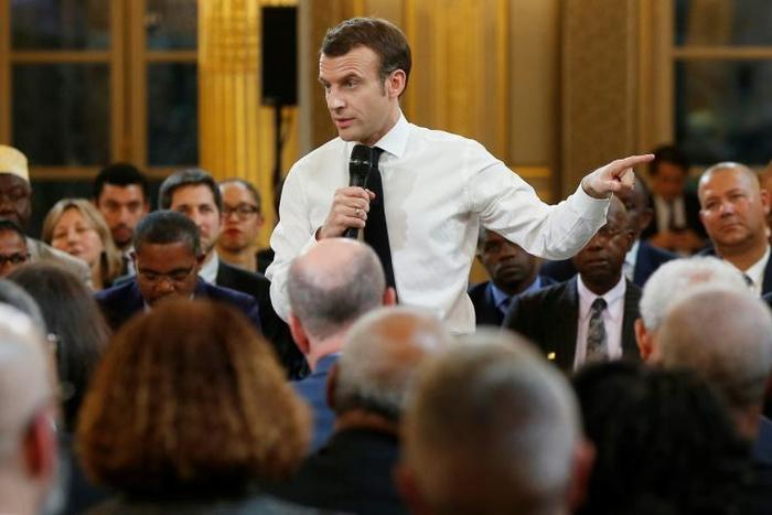 Press reports suggest that French President Emmanuel Macron is preparing a referendum on whether to reduce the number of national lawmakers