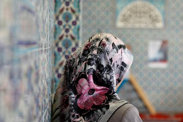 To avoid charges that the law discriminates against Muslims, the text refers to any "ideologically or religiously influenced clothing" associated with head covering, but coalition members made it clear the law is targeted at the Islamic headscarf
