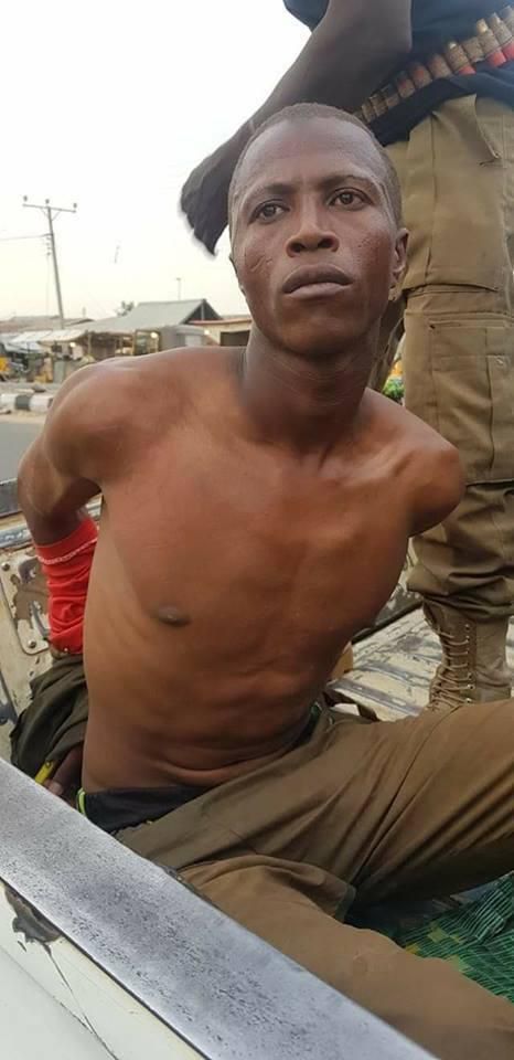 Local hunter single-handedly arrests 13 Boko Haram men alive, kills two (photos)