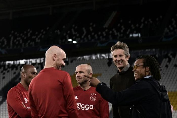 Edwin van der Sar (2ndR) was part of the last Ajax team to win the Champions League in 1995