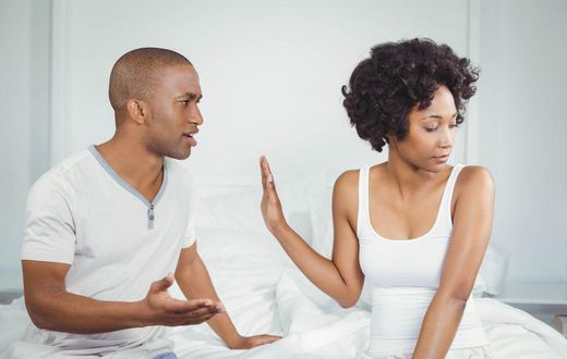 things a woman should never do for a man