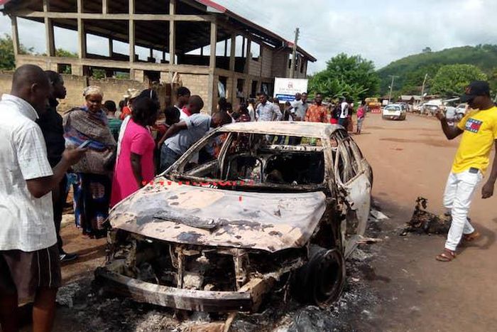 One of the robbers was set ablaze together with the car used for the robbery