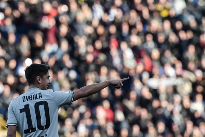 Juventus forward Paulo Dybala scored the winner at Bologna to send his side temporarily 16 points clear at the top of Serie A