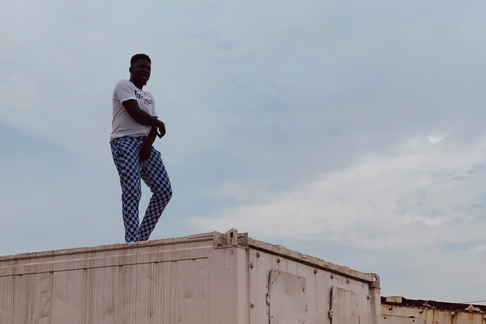 Casta Troy in "Get it" video