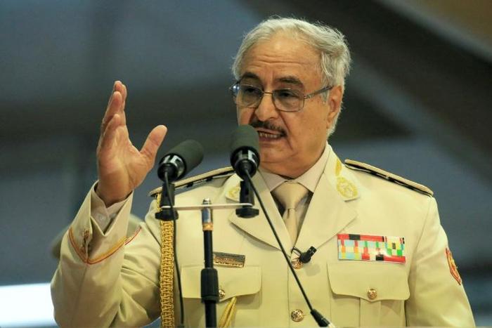 Libyan military leader Khalifa Haftar has ordered his forces to advance on Tripoli, seat of the internationally-recognised unity government