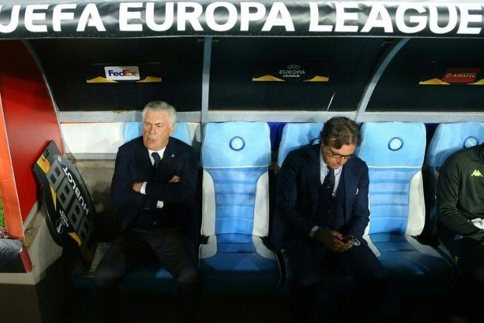Napoli coach Carlo Ancelotti (L) has won three Champions League titles.