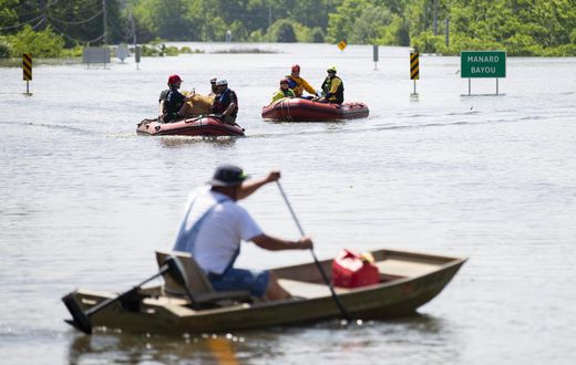 'Blocked Off From Civilization': Floodwaters Turn Oklahoma Town Into an Island