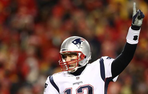 Other Quarterbacks Tell Why Tom Brady Is So Good