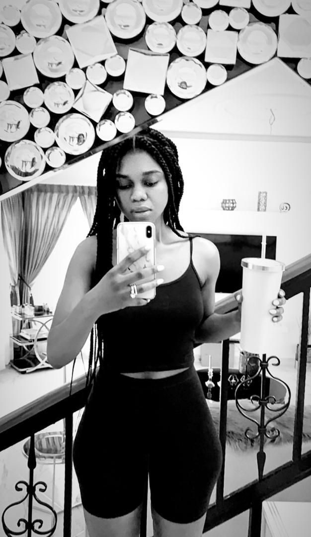 Ghanaian singer, Becca show of impressive post-baby body