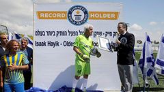 Oldest goalkeeper