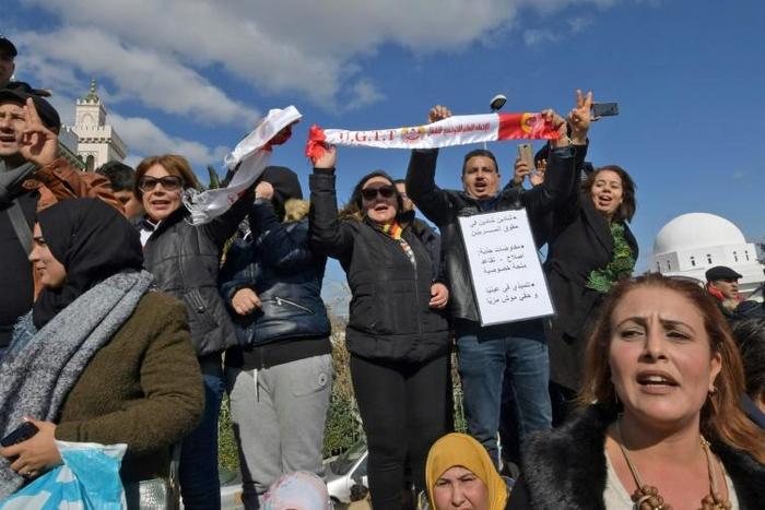 Tunisian teachers demonstrate outside the Prime Minister's office in Tunis on February 6, 2019, to call for better wages and conditions