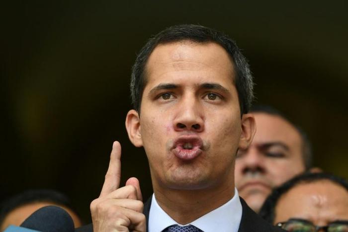 Venezuelan opposition leader Juan Guaido, who is recognized as president by the United States, will benefit from a diversion of US funds initially intended for Guatemala and Honduras