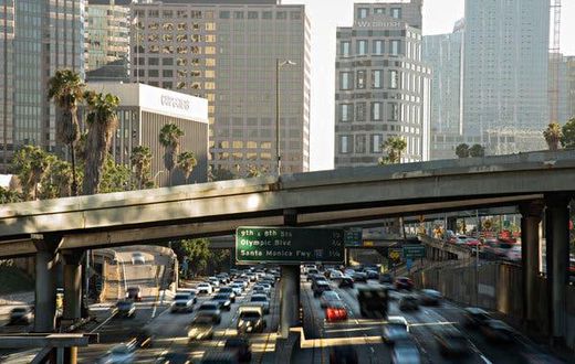 Governors call on Trump to halt rollback on rules for clean cars