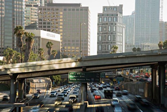 Governors call on Trump to halt rollback on rules for clean cars