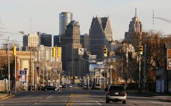 A Detroit music festival that charged white people more backtracks on its pricing