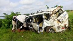 Gov’t delegation involved in accident; 3 in critical condition