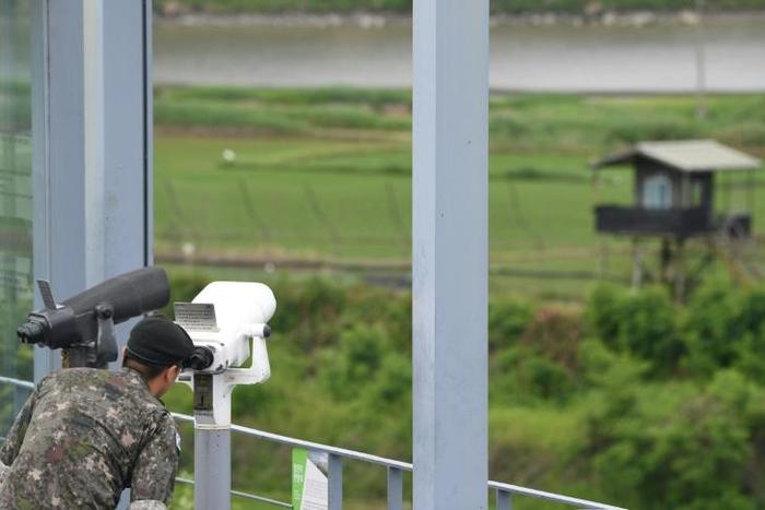 There is speculation that Americans could meet with North Koreans at the demilitarised zone dividing the North and South