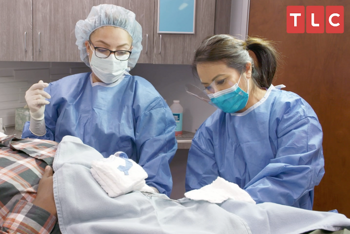 Dr. Pimple Popper's Patient Holds His Own Lipoma