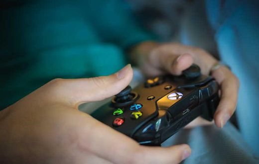 Money-conscious father pulls out son from school to focus on video games full time