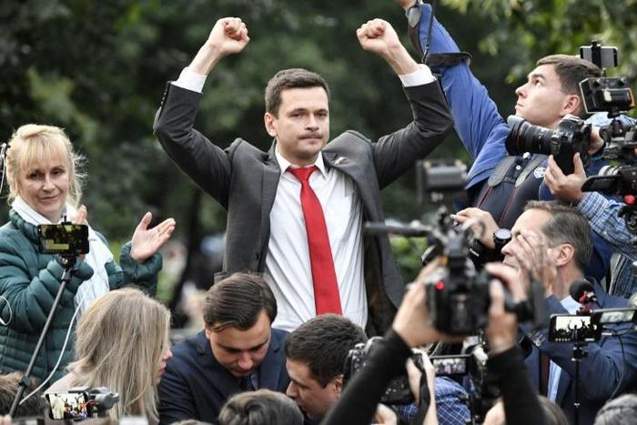 Ilya Yashin is one of a group of new Russian opposition politicians