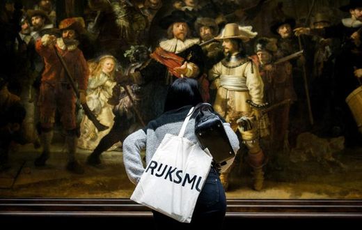 The multi-million-euro overhaul of Rembrandt's 'The Night Watch', one of the world's most famous paintings, will be streamed online