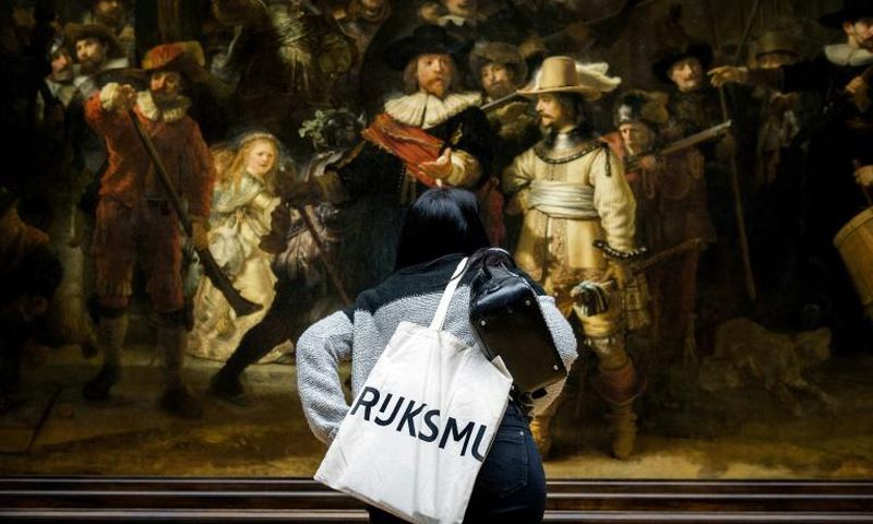 The multi-million-euro overhaul of Rembrandt's 'The Night Watch', one of the world's most famous paintings, will be streamed online