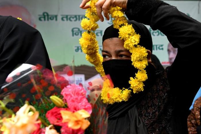 The banning of triple talaq, or 'instant divorce', led to celebrations across India by some Muslim women's groups