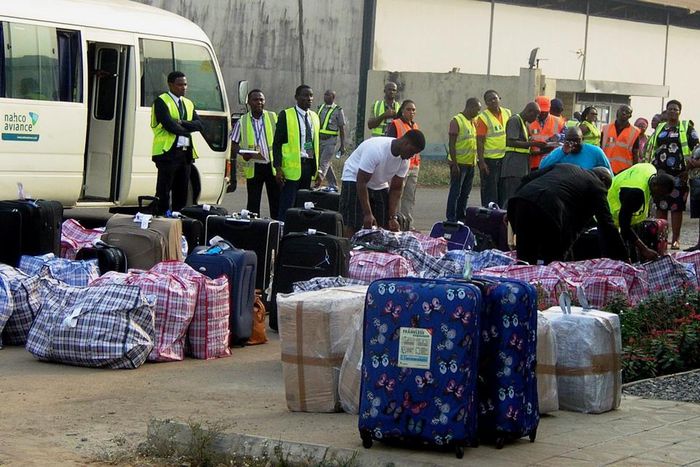 Picture of deportees (Illustration).