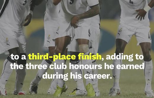 Asamoah Gyan pays his last respect to Junior Agogo