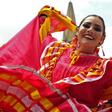 Searing heat failed to dampen the enthusiasm of the 882 men and women, who performed in traditional costumes