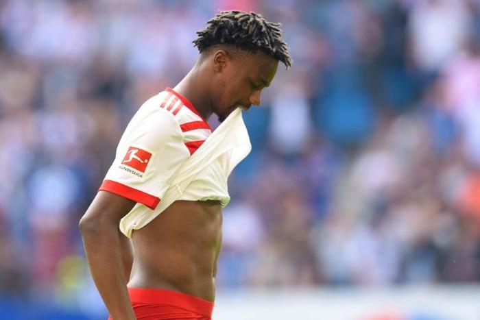 German daily Sport Bild claims Hamburg's Bakery Jatta has played for numerous teams in Africa and is actually two and a half years older than the age of 21 recorded by his team