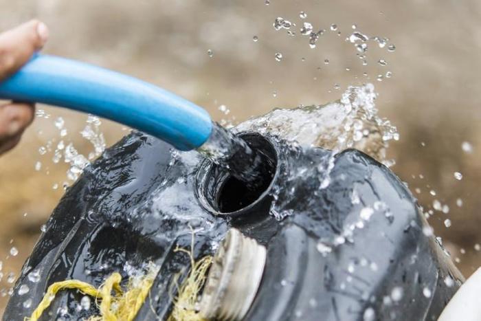 France's Council of State gave regional authorities eight days to install "sufficient" water resources and to provide some 700 migrants with information, in their own languages, about their rights