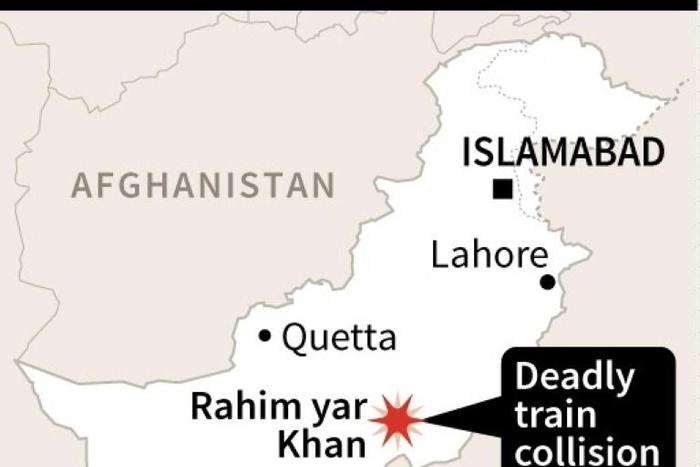 Map of Pakistan locating a train collision that killed nine people and left more than 60 injured