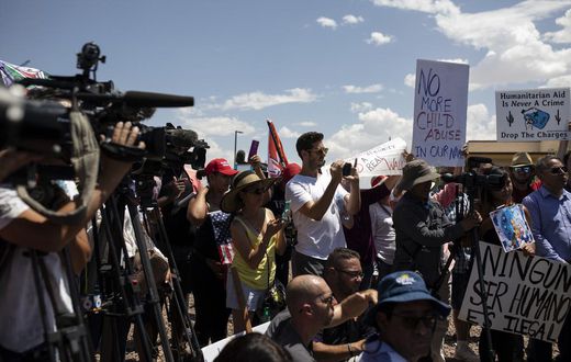 Lawmakers Criticize Migrant Holding Sites in Texas as 'Toxic' and 'Broken'
