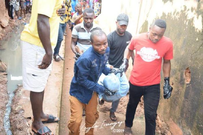 Woman found dead in gutter at Agormanya